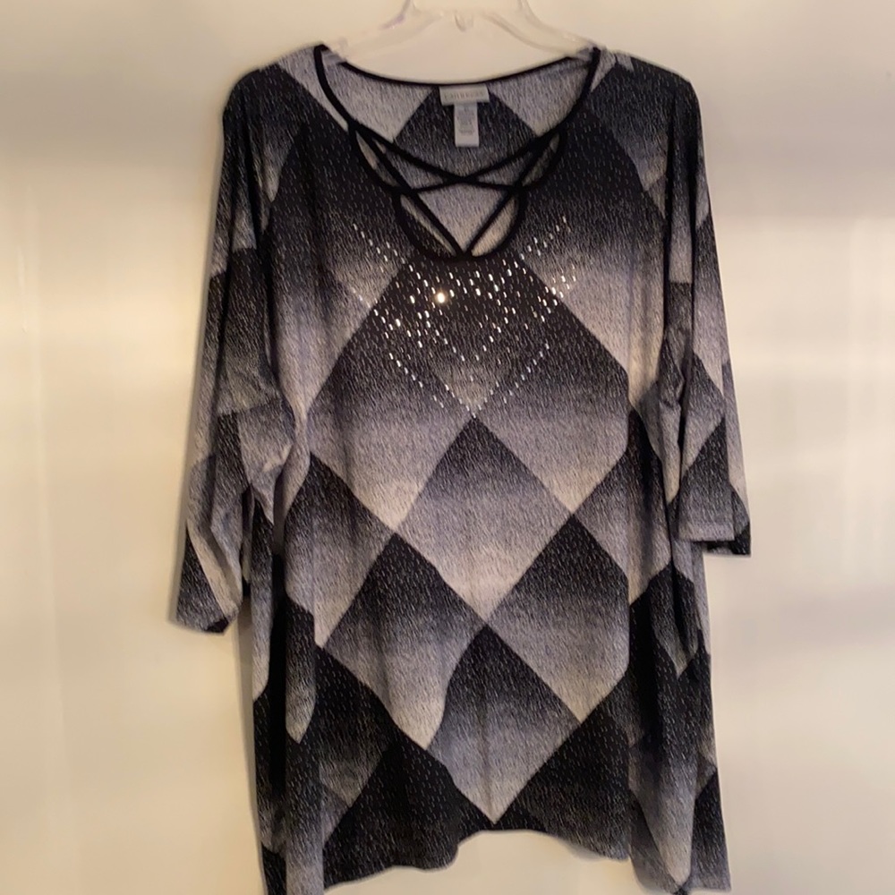 Catherine’s black and white top size 2X